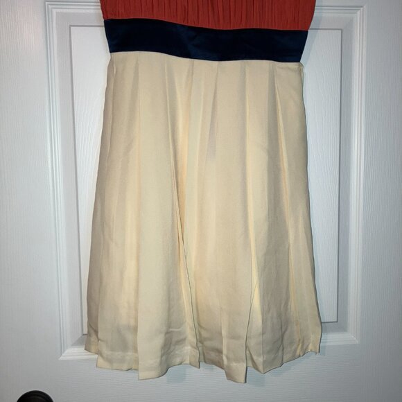 BCBGMaxAzria: Coral, navy and cream cocktail dress (size 4) - Picture 5 of 14